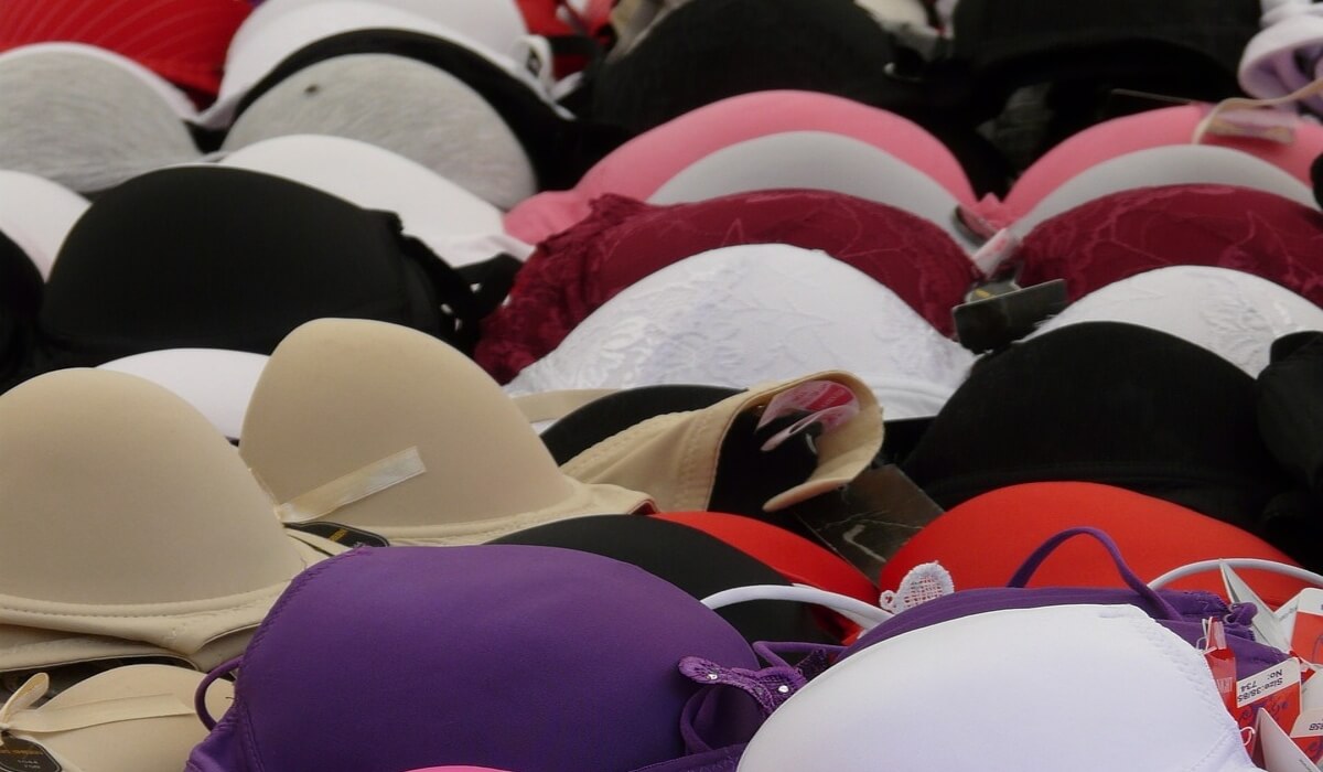 Moulded Bras: The Secret Weapon in Every Woman Lingerie Drawer